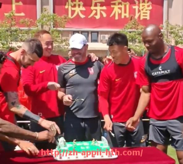 HTH华体会APP下载-2024年NBA裁判判罚争议事件大盘点与规则讨论