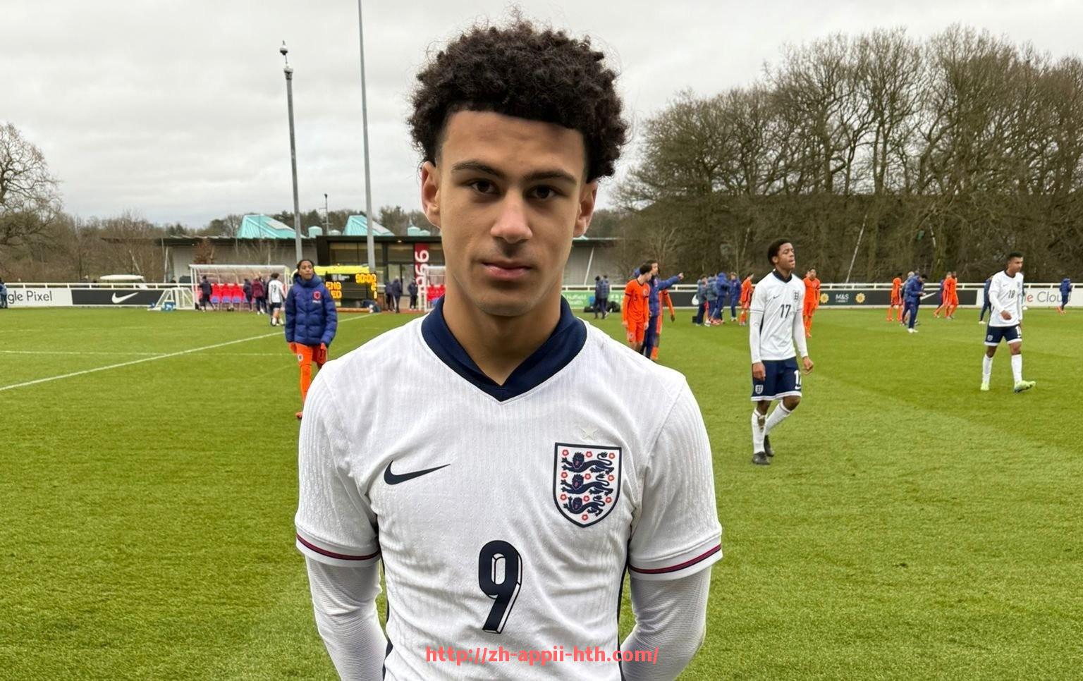 HTH华体会APP下载-聚焦世俱杯闪耀足球明星,看他们如何主宰绿茵赛场